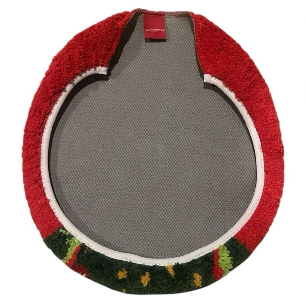 Target Wondershop Contour Bath Rug and Standard Lid Cover Set Christmas Tree